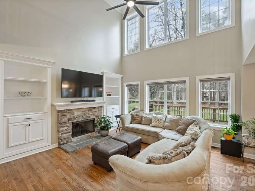 410 Deer Brush Lane, Waxhaw, NC 28173.  MLS# CAR4353567, YatesRealty ID 17592. 