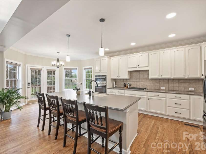 410 Deer Brush Lane, Waxhaw, NC 28173.  MLS# CAR4353567, YatesRealty ID 17592. 