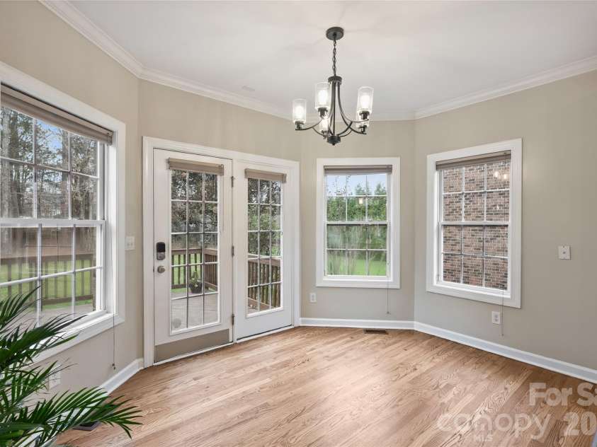 410 Deer Brush Lane, Waxhaw, NC 28173.  MLS# CAR4353567, YatesRealty ID 17592. 