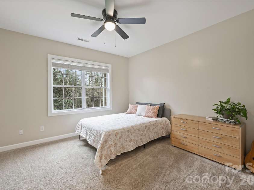410 Deer Brush Lane, Waxhaw, NC 28173.  MLS# CAR4353567, YatesRealty ID 17592. 