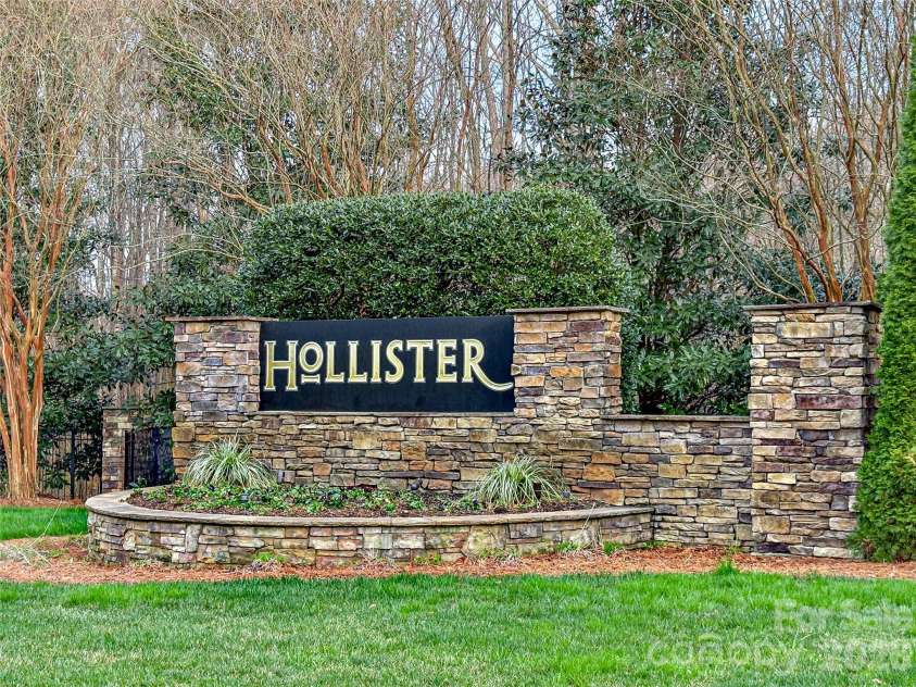 410 Deer Brush Lane, Waxhaw, NC 28173.  MLS# CAR4353567, YatesRealty ID 17592. 