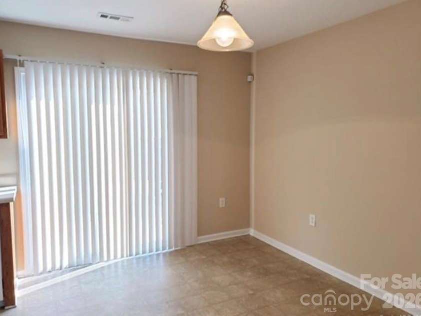 3928 Glory Street, Charlotte, NC 28206.  MLS# CAR4367360, YatesRealty ID 17593. 