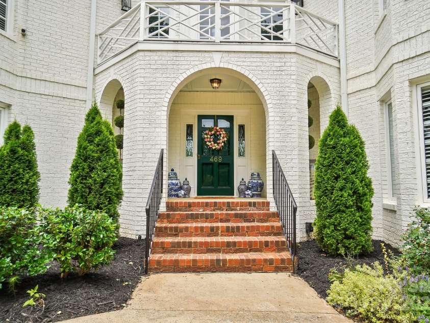 469 Valley Run Drive, Waxhaw, NC 28173.  MLS# CAR4259240, YatesRealty ID 17593. 