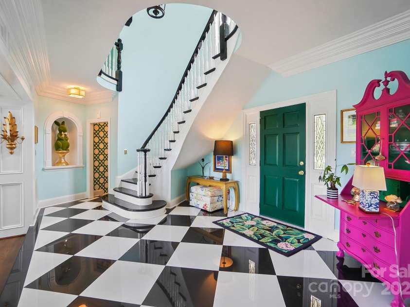 469 Valley Run Drive, Waxhaw, NC 28173.  MLS# CAR4259240, YatesRealty ID 17593. 