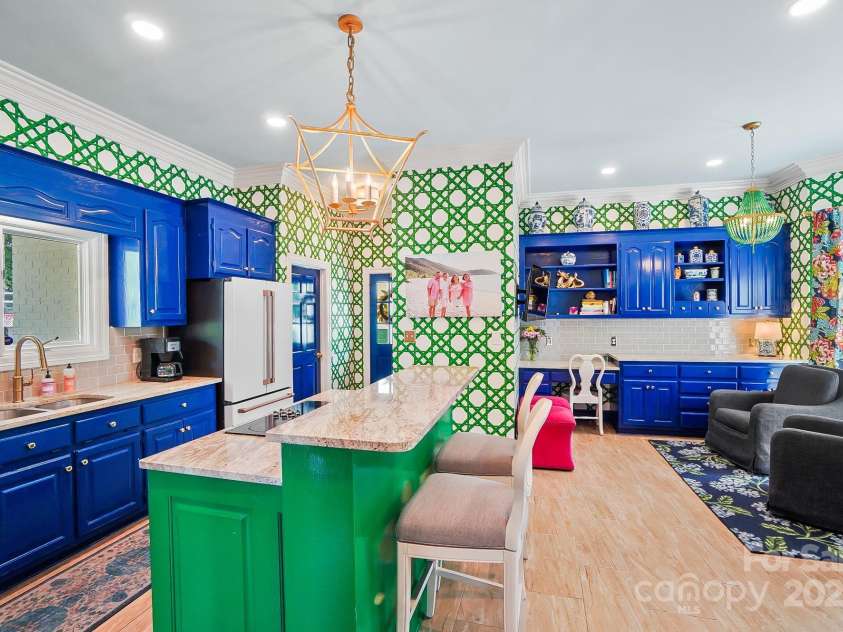 469 Valley Run Drive, Waxhaw, NC 28173.  MLS# CAR4259240, YatesRealty ID 17593. 