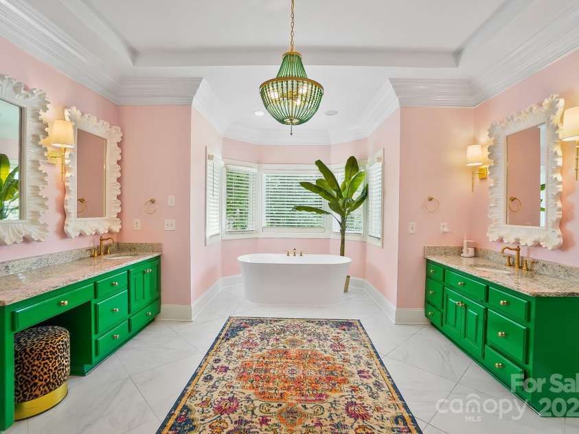 469 Valley Run Drive, Waxhaw, NC 28173.  MLS# CAR4259240, YatesRealty ID 17593. 