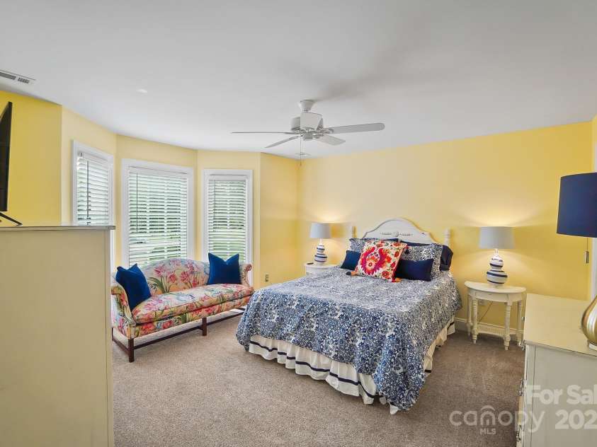 469 Valley Run Drive, Waxhaw, NC 28173.  MLS# CAR4259240, YatesRealty ID 17593. 