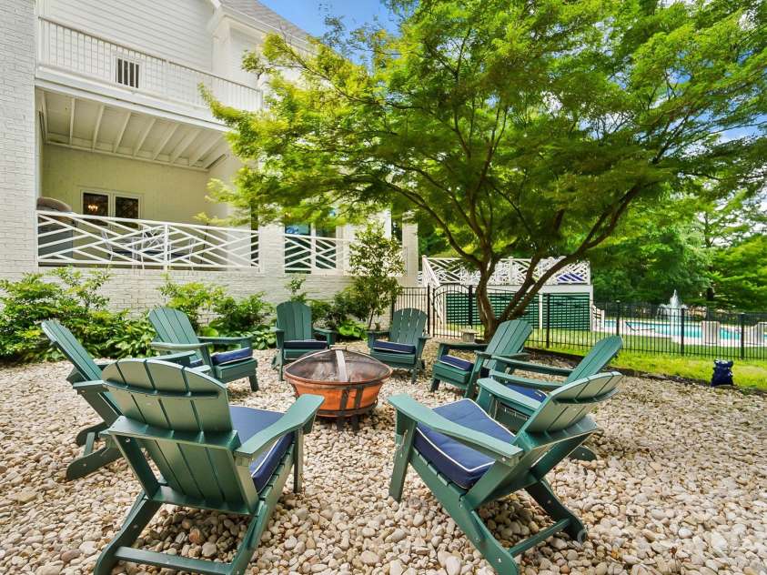 469 Valley Run Drive, Waxhaw, NC 28173.  MLS# CAR4259240, YatesRealty ID 17593. 