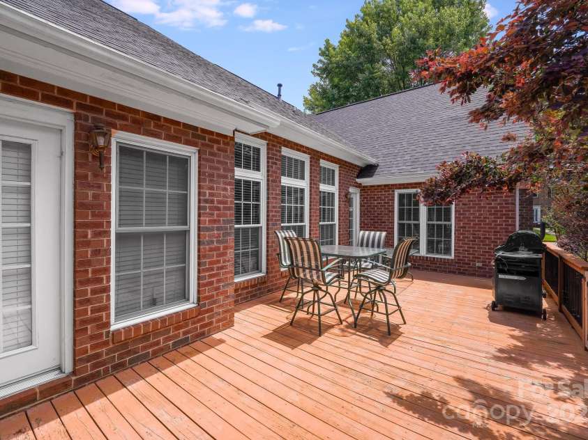 1337 Braeburn Road, Concord, NC 28027.  MLS# CAR4256587, YatesRealty ID 17594. 