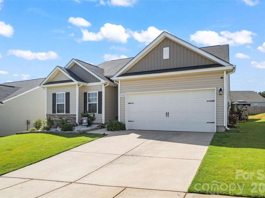 3112 Wynn Way, Charlotte, NC 28215.  MLS# CAR4296473, YatesRealty ID 17594. 