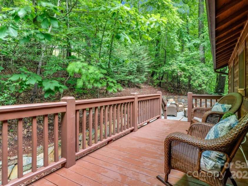 1501 Tanglewood Lane, Saluda, NC 28773.  MLS# CAR4266264, YatesRealty ID 17595. 