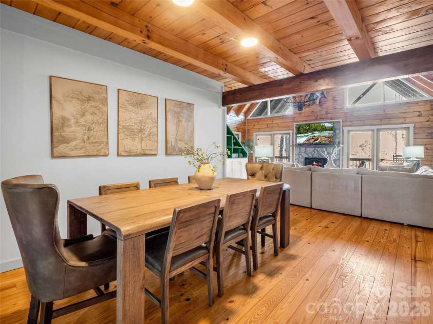 446 Rainbow Circle, Lake Lure, NC 28746.  MLS# CAR4329163, YatesRealty ID 17596. 