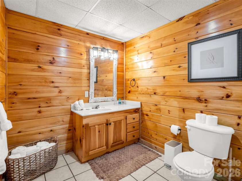 446 Rainbow Circle, Lake Lure, NC 28746.  MLS# CAR4329163, YatesRealty ID 17596. 