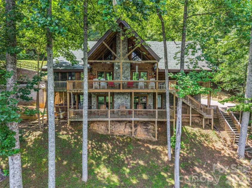 446 Rainbow Circle, Lake Lure, NC 28746.  MLS# CAR4329163, YatesRealty ID 17596. 