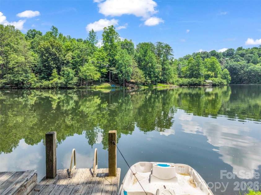 446 Rainbow Circle, Lake Lure, NC 28746.  MLS# CAR4329163, YatesRealty ID 17596. 