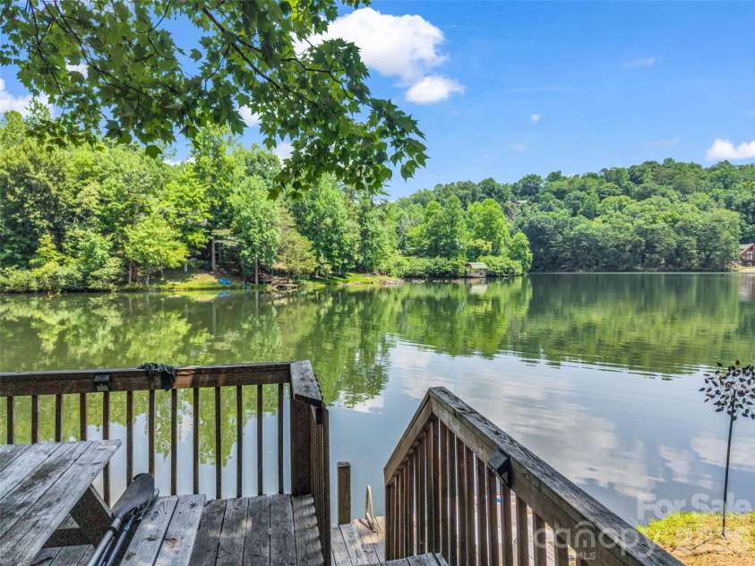 446 Rainbow Circle, Lake Lure, NC 28746.  MLS# CAR4329163, YatesRealty ID 17596. 