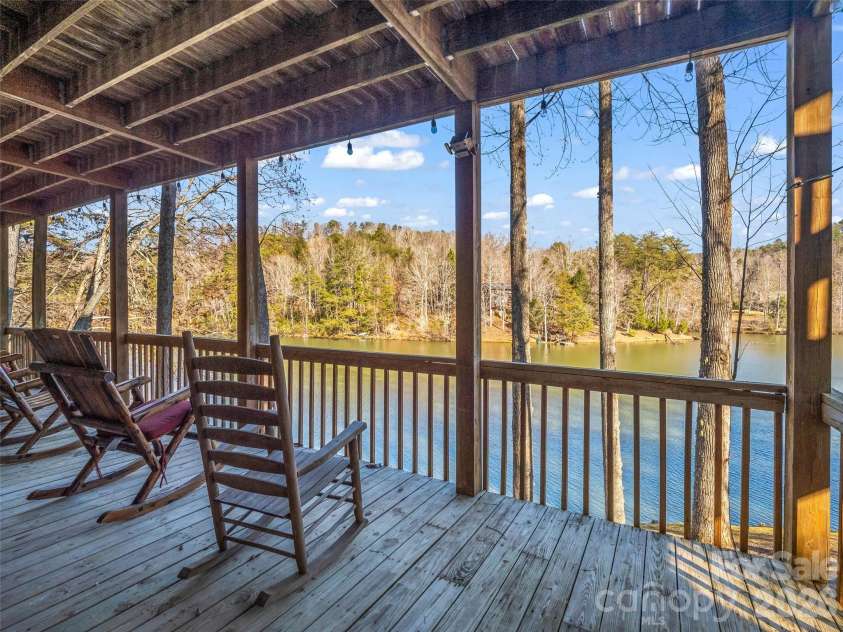 446 Rainbow Circle, Lake Lure, NC 28746.  MLS# CAR4329163, YatesRealty ID 17596. 