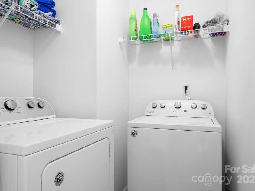 9437 Macquarie Lane, Charlotte, NC 28227.  MLS# CAR4259854, YatesRealty ID 17596. 