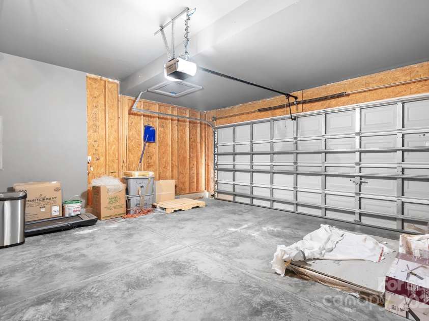 9437 Macquarie Lane, Charlotte, NC 28227.  MLS# CAR4259854, YatesRealty ID 17596. 