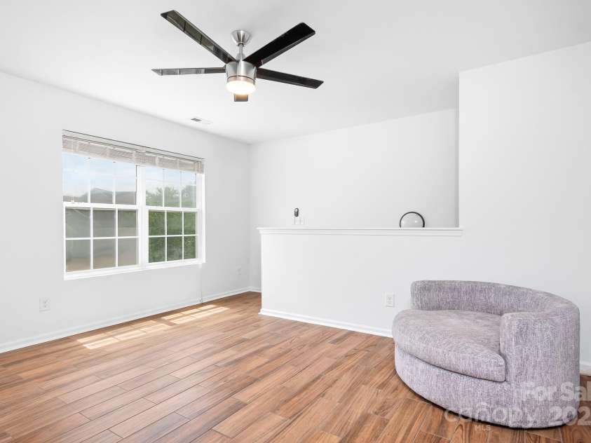 9437 Macquarie Lane, Charlotte, NC 28227.  MLS# CAR4259854, YatesRealty ID 17596. 