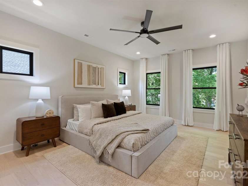 1711 Summey Avenue, Charlotte, NC 28205.  MLS# CAR4256760, YatesRealty ID 17598. Primary