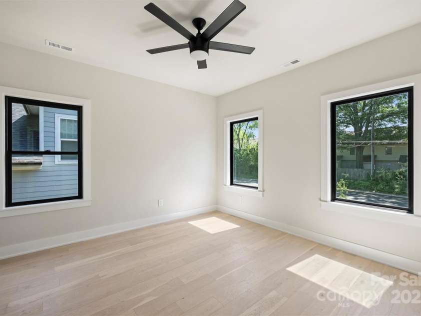 1711 Summey Avenue, Charlotte, NC 28205.  MLS# CAR4256760, YatesRealty ID 17598. Secondary bedroom