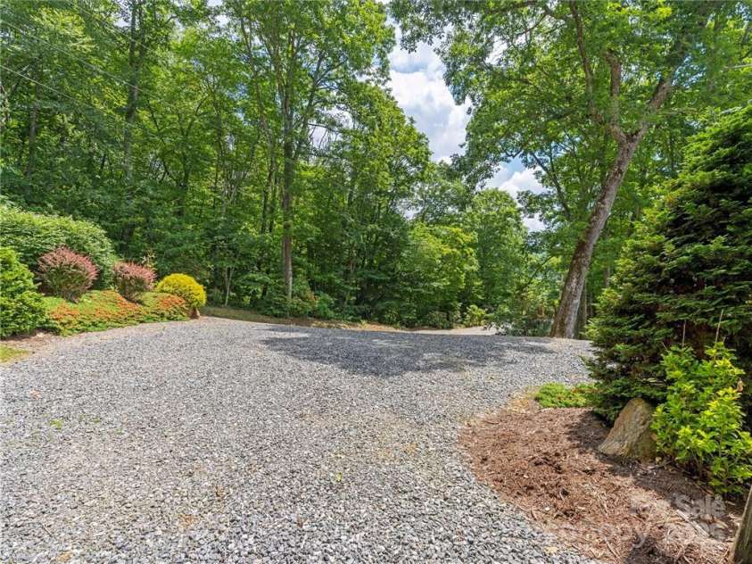 167 Bold Springs Road, Sylva, NC 28779.  MLS# CAR4226019, YatesRealty ID 176. 