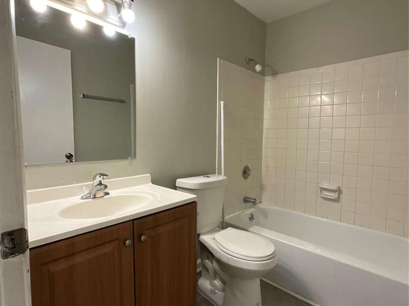 300 Orchard Trace Lane, Charlotte, NC 28213.  MLS# CAR4231871, YatesRealty ID 1760. Bedroom 3 Bath