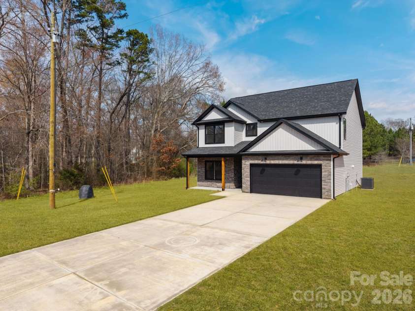 1050 Gibson Road, Salisbury, NC 28147.  MLS# CAR4354955, YatesRealty ID 17600. 