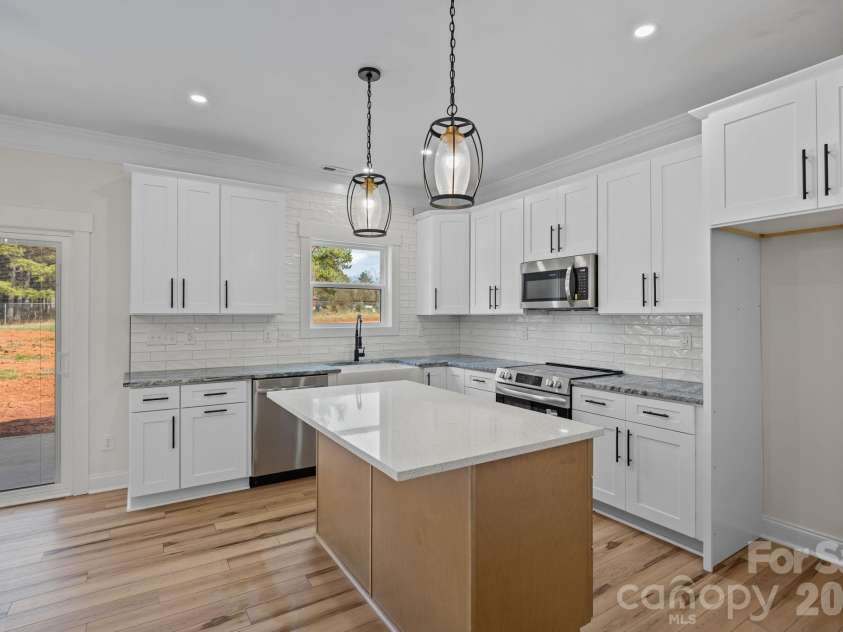 1050 Gibson Road, Salisbury, NC 28147.  MLS# CAR4354955, YatesRealty ID 17600. 