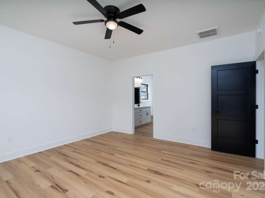 420 Sloop Street, China Grove, NC 28023.  MLS# CAR4264569, YatesRealty ID 17600. 