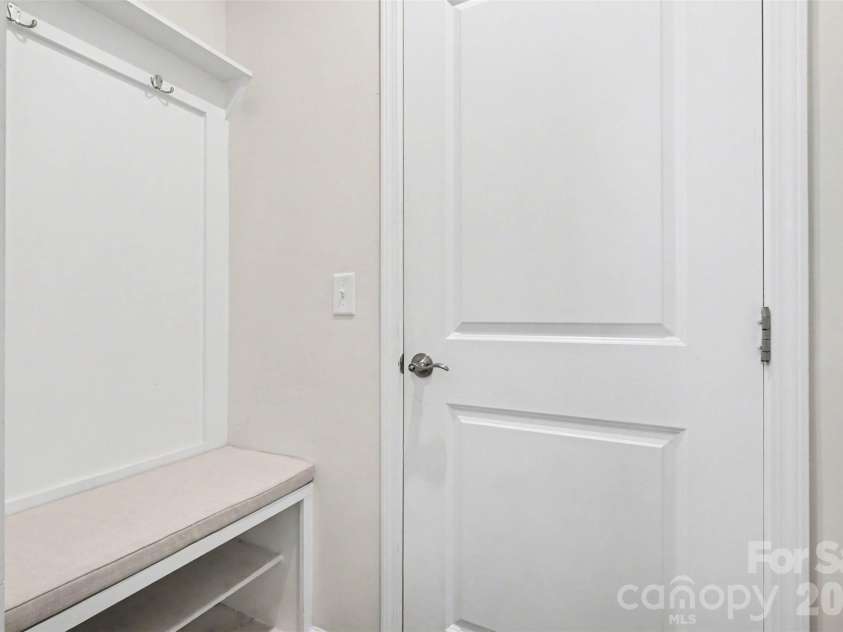 9106 Widden Way, Charlotte, NC 28269.  MLS# CAR4353972, YatesRealty ID 17601. Drop Zone
