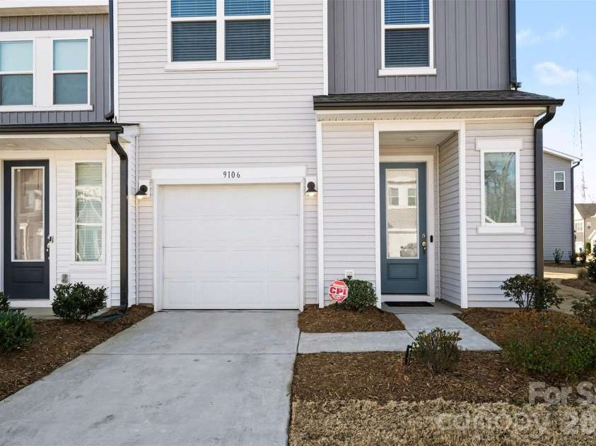 9106 Widden Way, Charlotte, NC 28269.  MLS# CAR4353972, YatesRealty ID 17601. Front Exterior