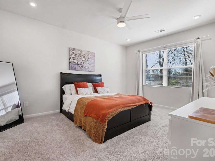 9106 Widden Way, Charlotte, NC 28269.  MLS# CAR4353972, YatesRealty ID 17601. Primary Bedroom