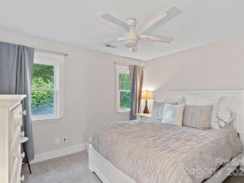 8007 Maxwelton Drive, Huntersville, NC 28078.  MLS# CAR4259243, YatesRealty ID 17603. 