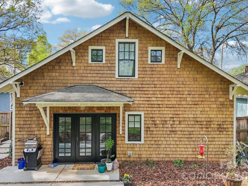 226 Park Avenue, Charlotte, NC 28203.  MLS# CAR4349193, YatesRealty ID 17605. 