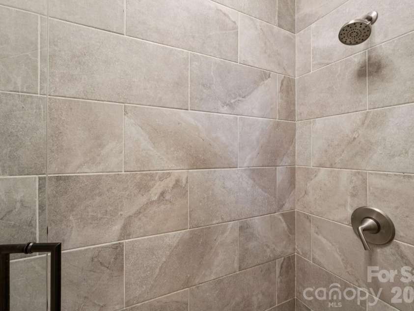 226 Park Avenue, Charlotte, NC 28203.  MLS# CAR4349193, YatesRealty ID 17605. Primary Bath with shower