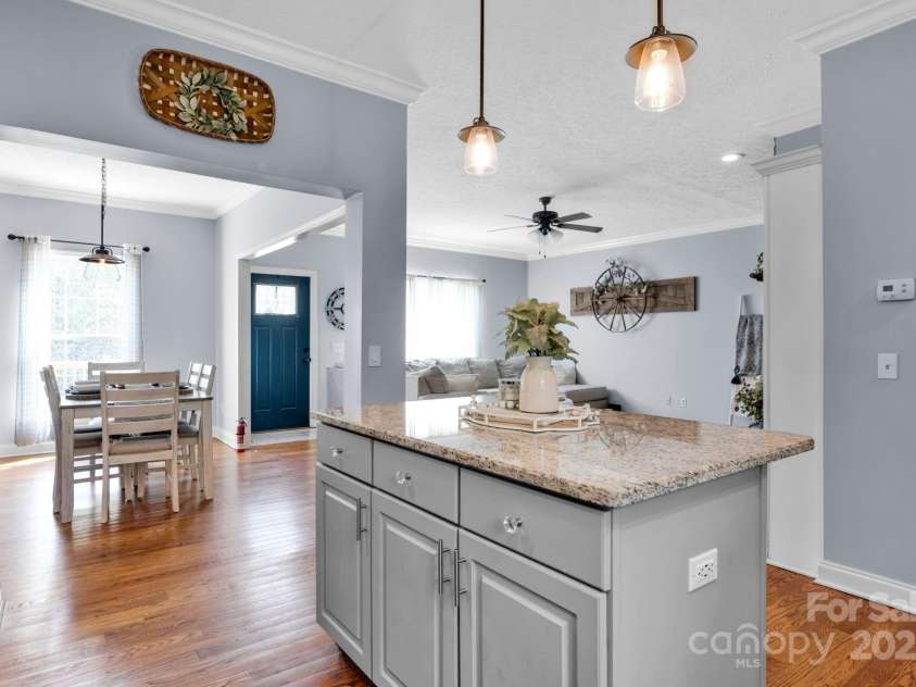 2895 Sweeping Pine Lane, Denver, NC 28037.  MLS# CAR4244046, YatesRealty ID 17605. 