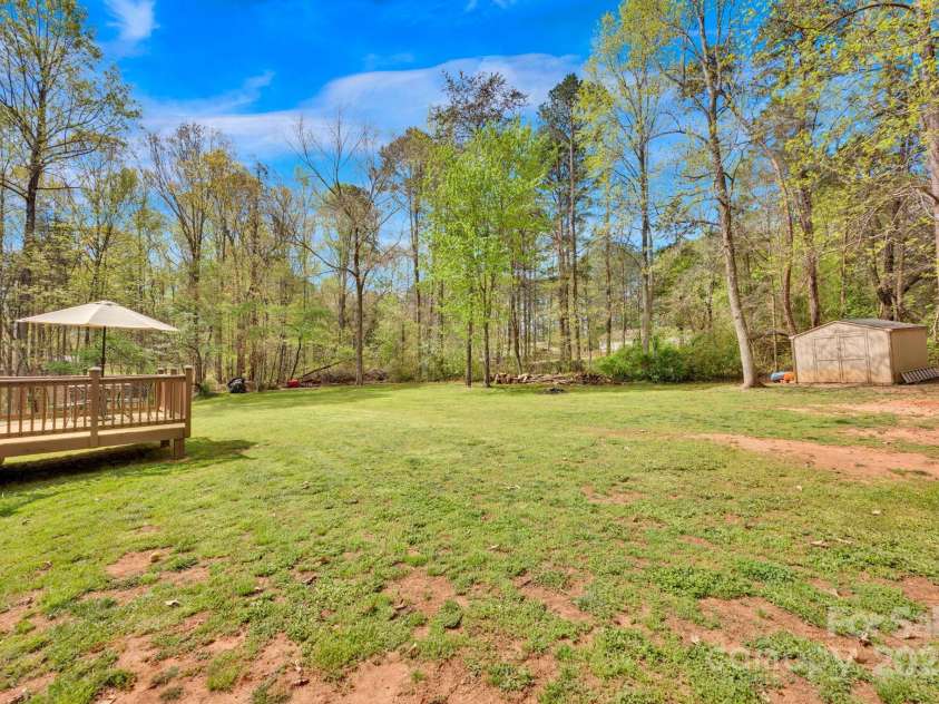 2895 Sweeping Pine Lane, Denver, NC 28037.  MLS# CAR4244046, YatesRealty ID 17605. 