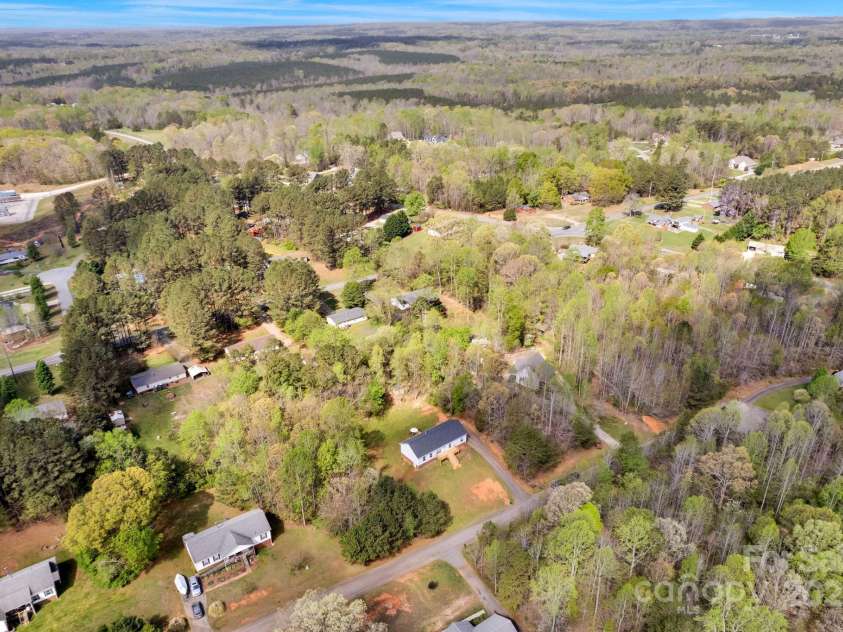 2895 Sweeping Pine Lane, Denver, NC 28037.  MLS# CAR4244046, YatesRealty ID 17605. 