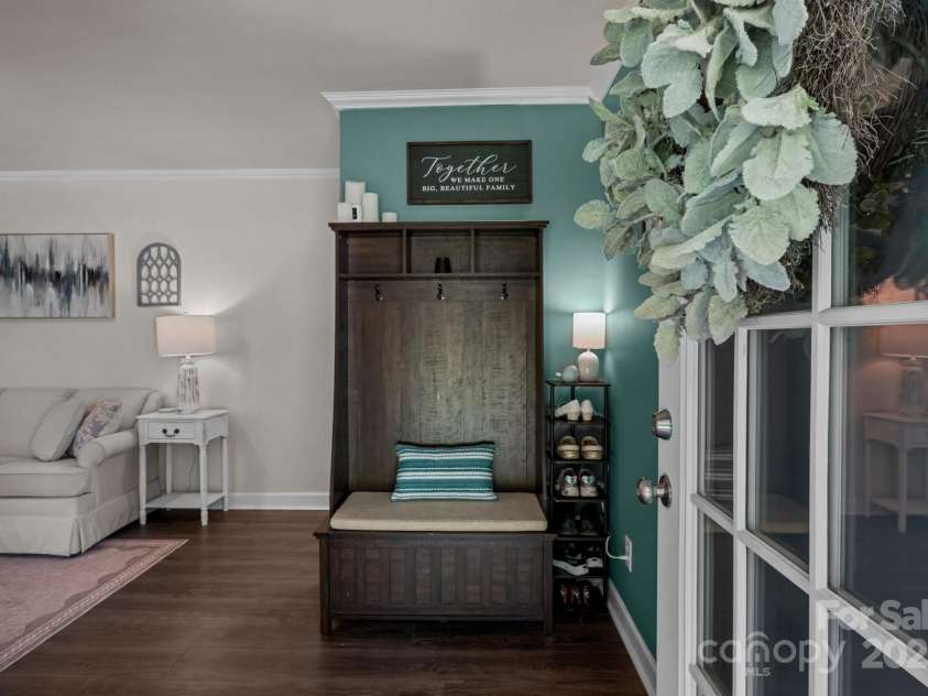 312 Walton Drive, Statesville, NC 28625.  MLS# CAR4261581, YatesRealty ID 17606. 