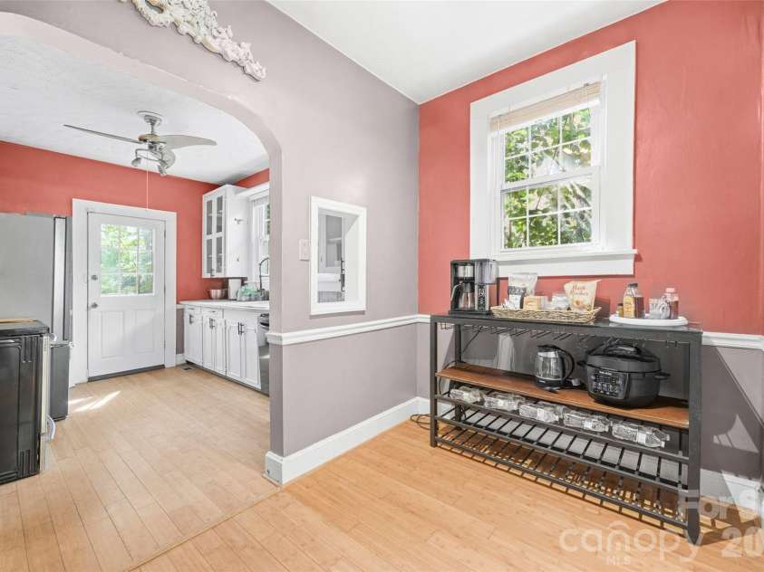 205 Thompson Street, Shelby, NC 28150.  MLS# CAR4362841, YatesRealty ID 17607. 