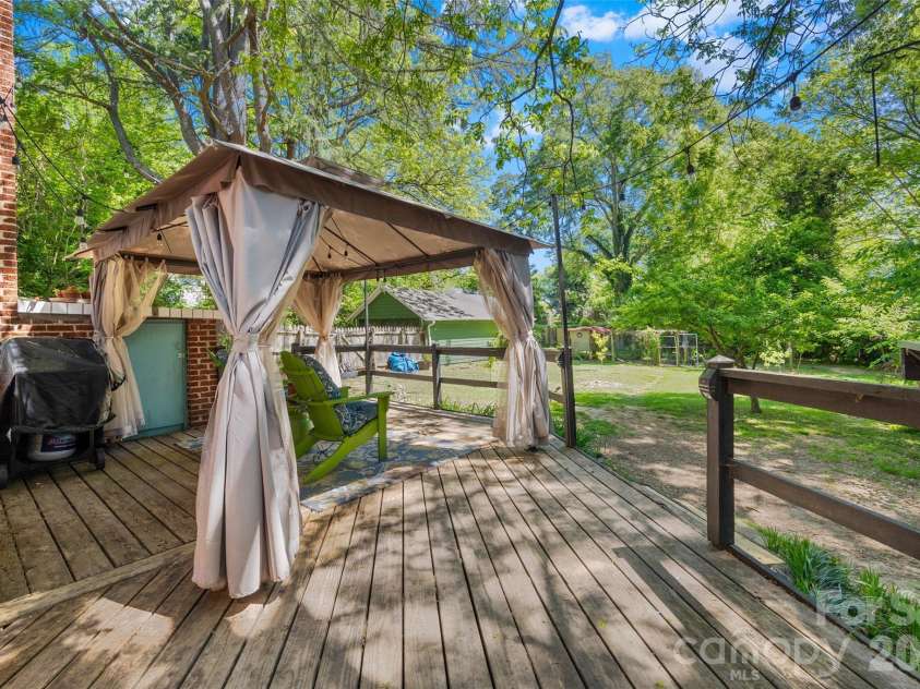 205 Thompson Street, Shelby, NC 28150.  MLS# CAR4362841, YatesRealty ID 17607. 