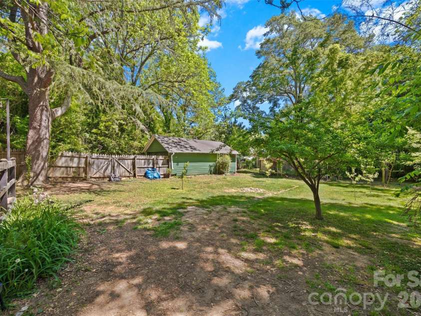205 Thompson Street, Shelby, NC 28150.  MLS# CAR4362841, YatesRealty ID 17607. 