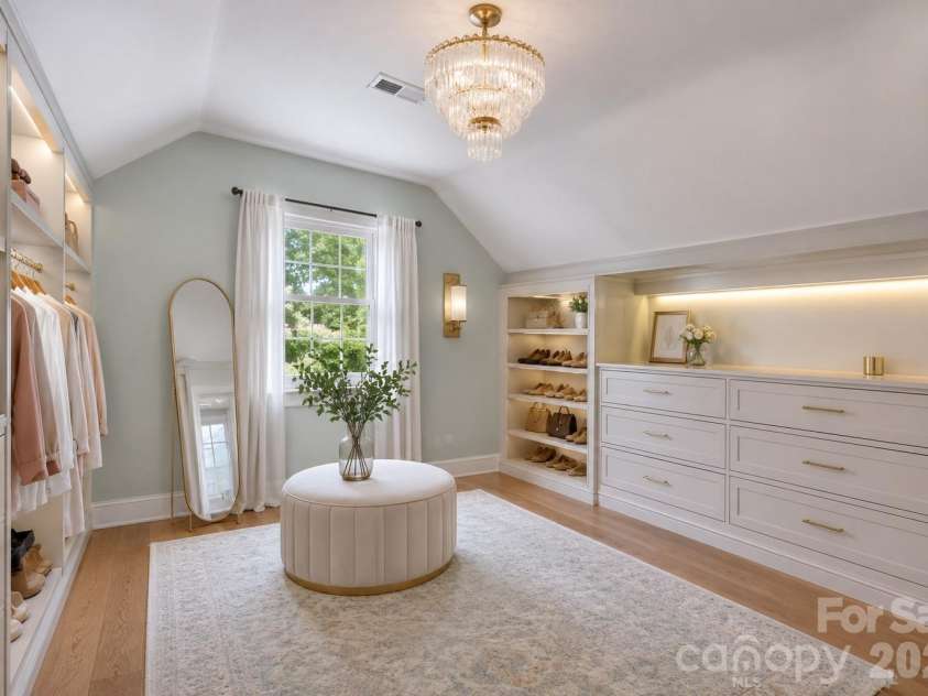 205 Thompson Street, Shelby, NC 28150.  MLS# CAR4362841, YatesRealty ID 17607. VIRTUALLY STAGED DRESSING ROOM
