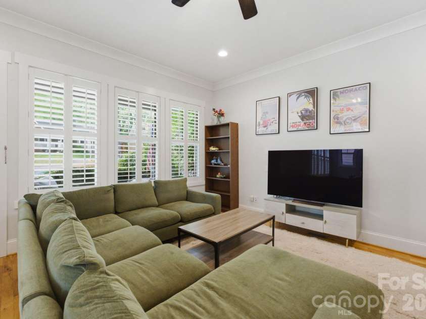 2724 Holt Street, Charlotte, NC 28205.  MLS# CAR4366886, YatesRealty ID 17609. 