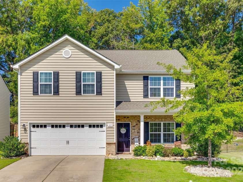 317 Praline Way, Fort Mill, SC 29715.  MLS# CAR4235916, YatesRealty ID 17609. 