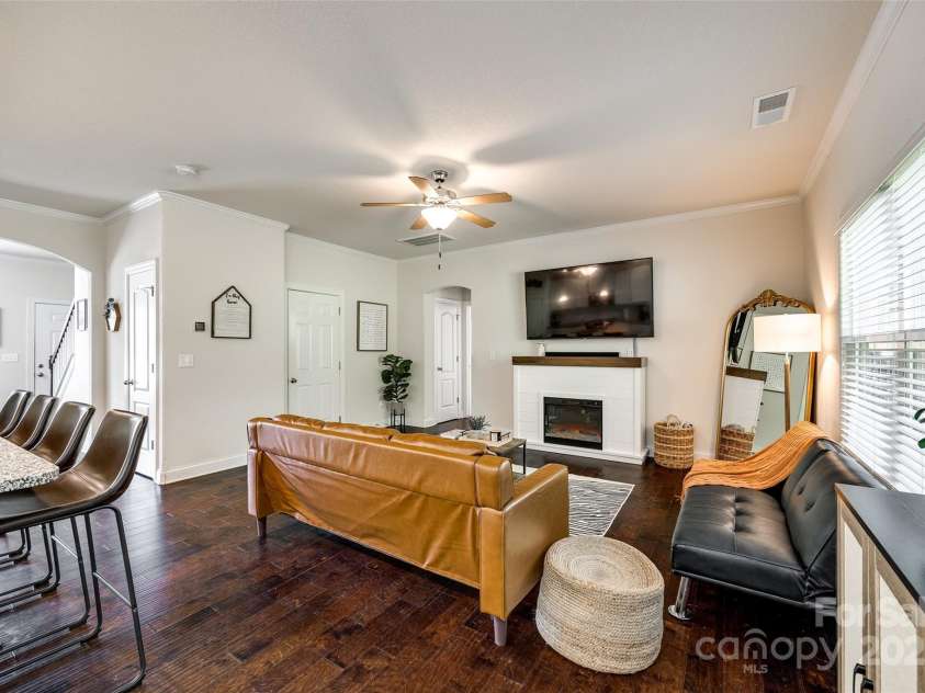 317 Praline Way, Fort Mill, SC 29715.  MLS# CAR4235916, YatesRealty ID 17609. 