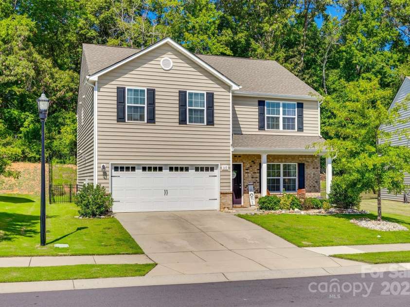 317 Praline Way, Fort Mill, SC 29715.  MLS# CAR4235916, YatesRealty ID 17609. 
