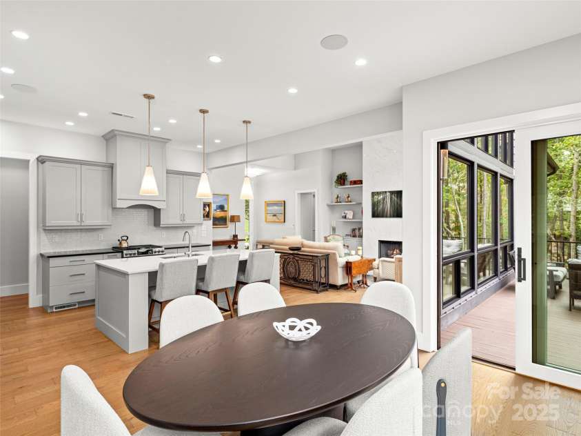 1565 Country View Way, Arden, NC 28704.  MLS# CAR4311786, YatesRealty ID 1761. 